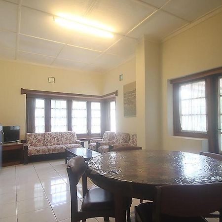 Hotel Villa Rawa Pening Pratama By Aparian Bandungan Exterior photo