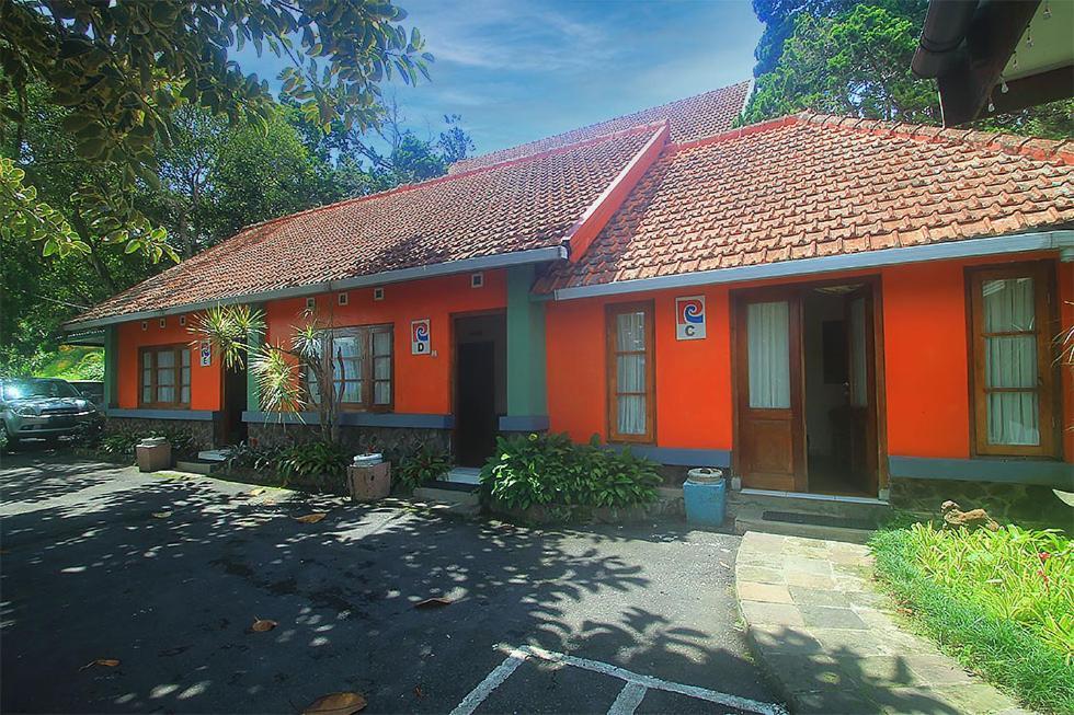 Hotel Villa Rawa Pening Pratama By Aparian Bandungan Exterior photo